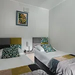 Ośrodek Delfin Rewita *