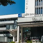 Ośrodek Delfin Rewita Kompleks wypoczynkowy