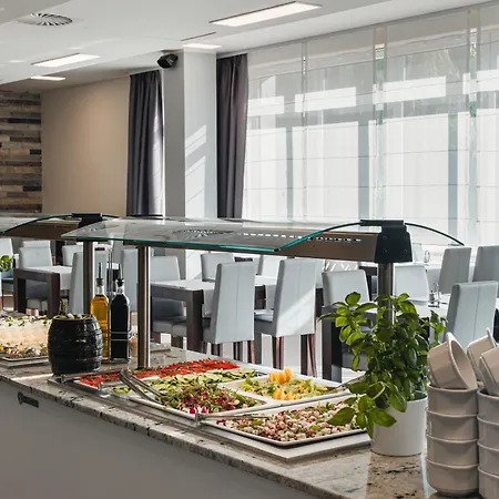 Osrodek Delfin Rewita * Юрата